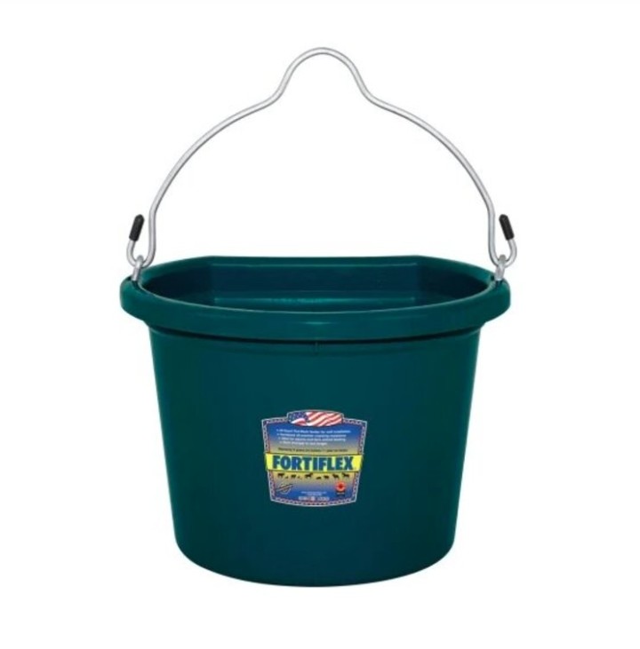 Miller - Chaudière de plastique à dos plat 19L